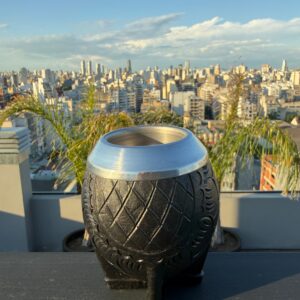 Torpedo repujado negro